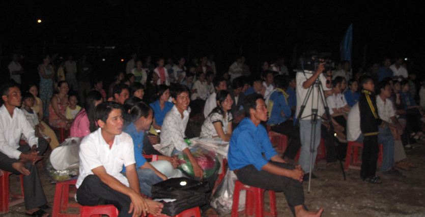 (2011) - Lễ ra quân hưởng ứng tuần lễ quốc gia nước sạch và VSMT tại Sơn Kiên, Hòn Đất